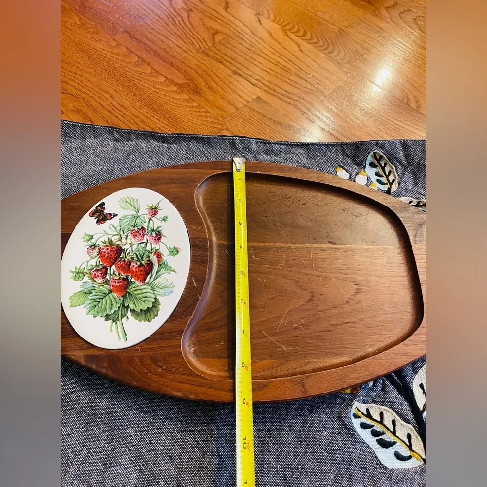 Vintage solid Missouri walnut serving tray.cheese board strawberries ceramic